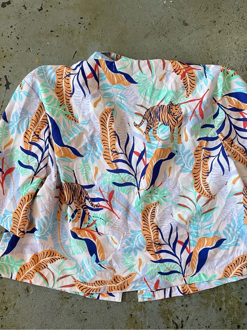 Cynthia Rowley Pajama Set Featuring a Tiger and Tropical Leaf Print Size M/L - Picture 11 of 11
